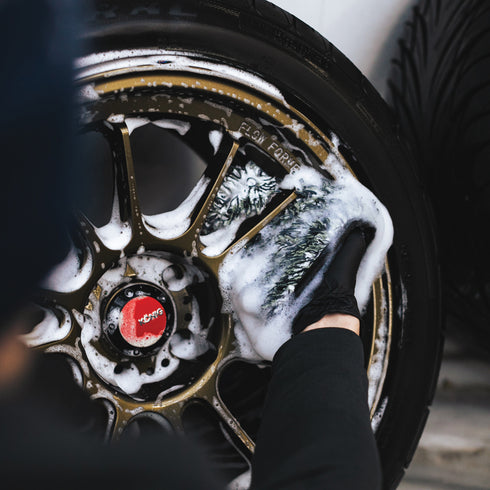 The Cyclone Ultra Wheel Mitt